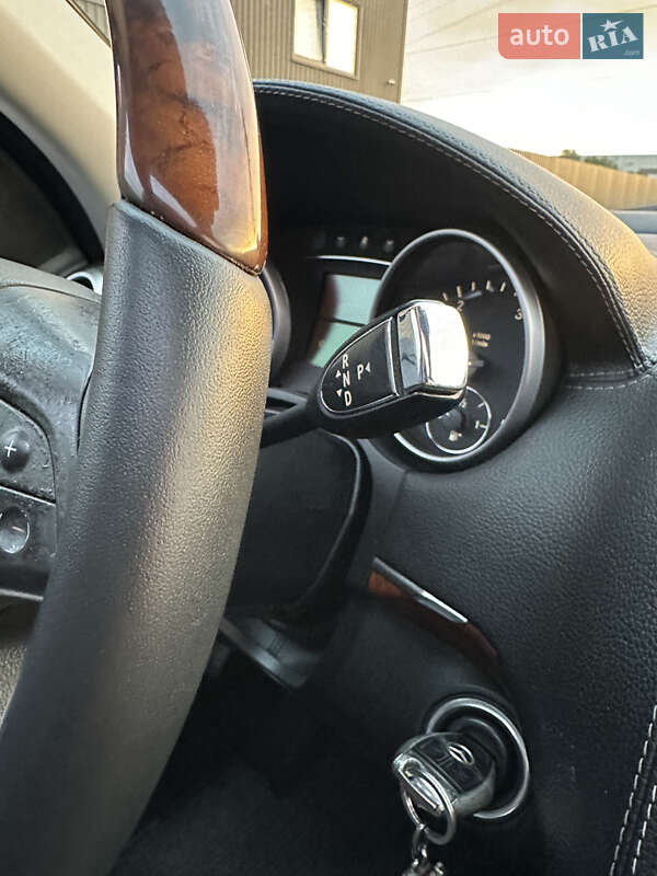 Внедорожник / Кроссовер Mercedes-Benz GL-Class 2006 в Ужгороде фото 24 Внедорожник / Кроссовер Mercedes-Benz GL-Class 2006 в Ужгороде