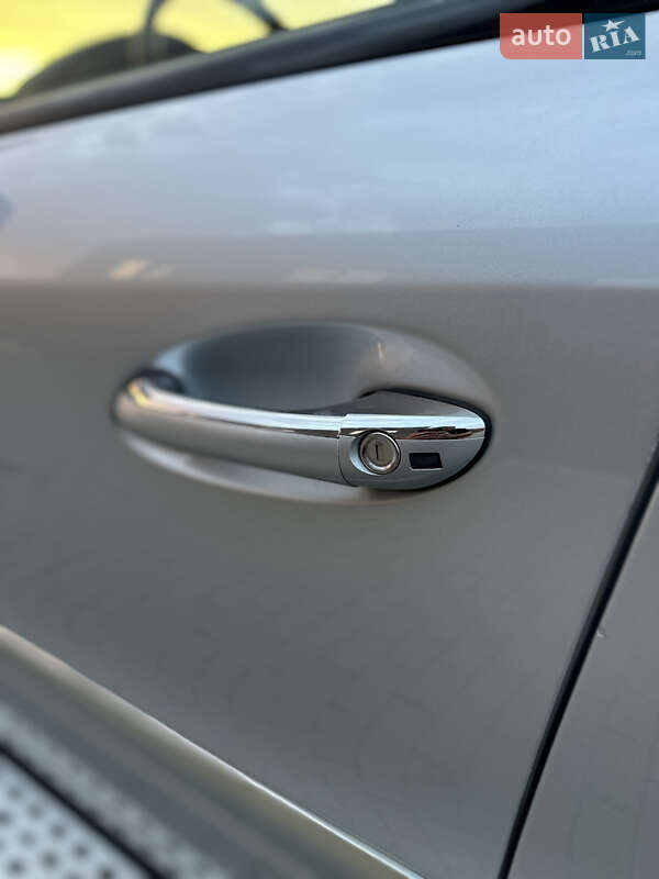 Внедорожник / Кроссовер Mercedes-Benz GL-Class 2006 в Ужгороде фото 30 Внедорожник / Кроссовер Mercedes-Benz GL-Class 2006 в Ужгороде