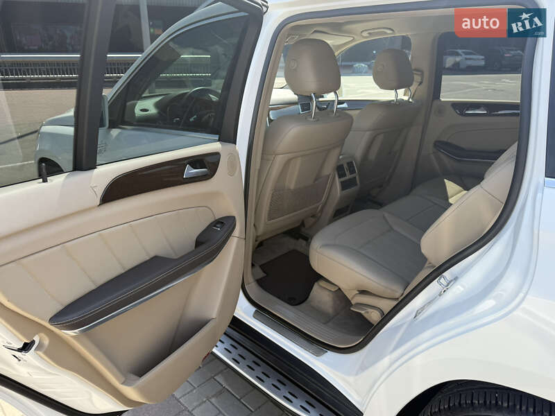 Внедорожник / Кроссовер Mercedes-Benz GL-Class 2014 в Луцке фото 11 Внедорожник / Кроссовер Mercedes-Benz GL-Class 2014 в Луцке