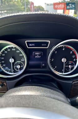 Внедорожник / Кроссовер Mercedes-Benz GL-Class 2013 в 