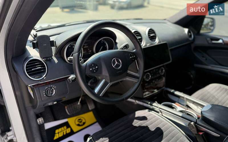 Позашляховик / Кросовер Mercedes-Benz GL-Class 2010 в Чернівцях