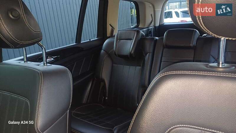 Внедорожник / Кроссовер Mercedes-Benz GL-Class 2015 в Черновцах