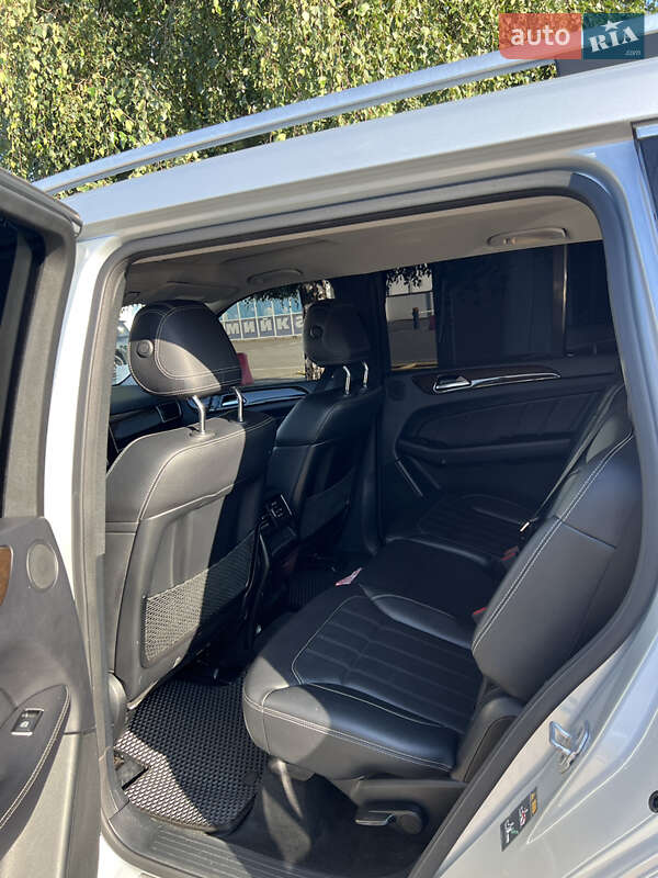 Позашляховик / Кросовер Mercedes-Benz GL-Class 2014 в Чернівцях фото 13 Позашляховик / Кросовер Mercedes-Benz GL-Class 2014 в Чернівцях