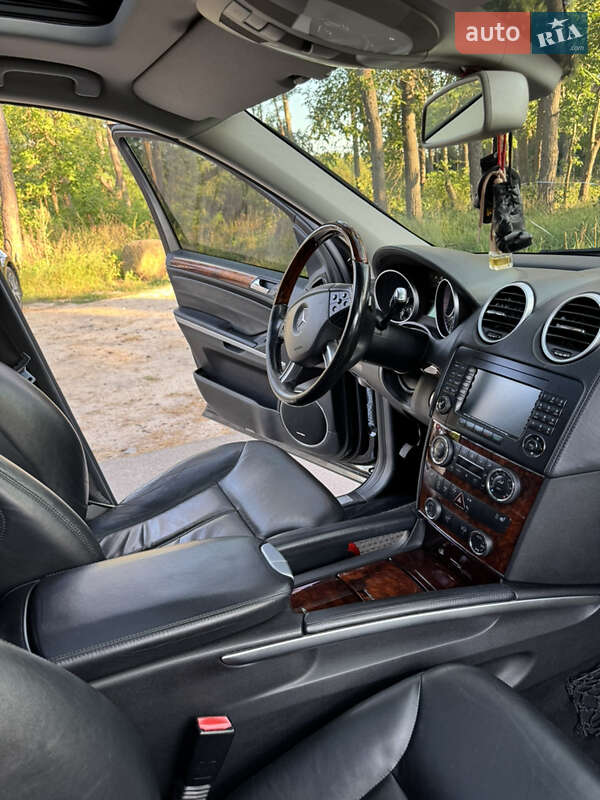 Внедорожник / Кроссовер Mercedes-Benz GL-Class 2006 в Житомире