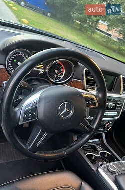 Внедорожник / Кроссовер Mercedes-Benz GL-Class 2012 в 