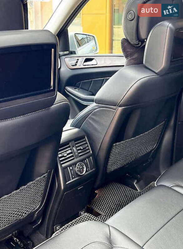 Позашляховик / Кросовер Mercedes-Benz GL-Class 2013 в Києві