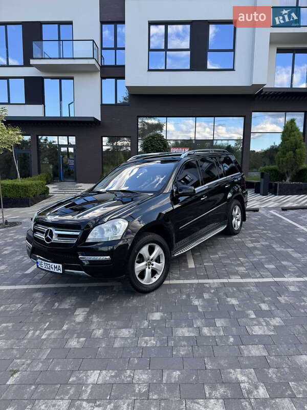 Mercedes-Benz GL-Class 2010