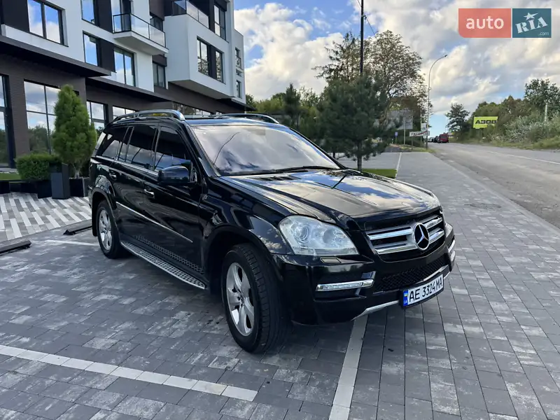 Mercedes-Benz GL-Class