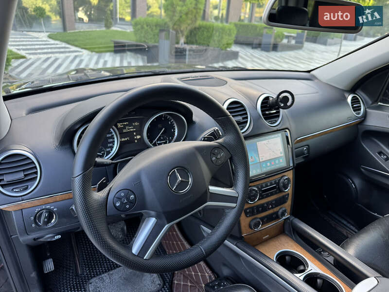 Внедорожник / Кроссовер Mercedes-Benz GL-Class 2010 в Ужгороде