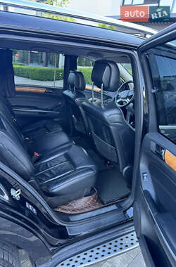 Внедорожник / Кроссовер Mercedes-Benz GL-Class 2010 в 