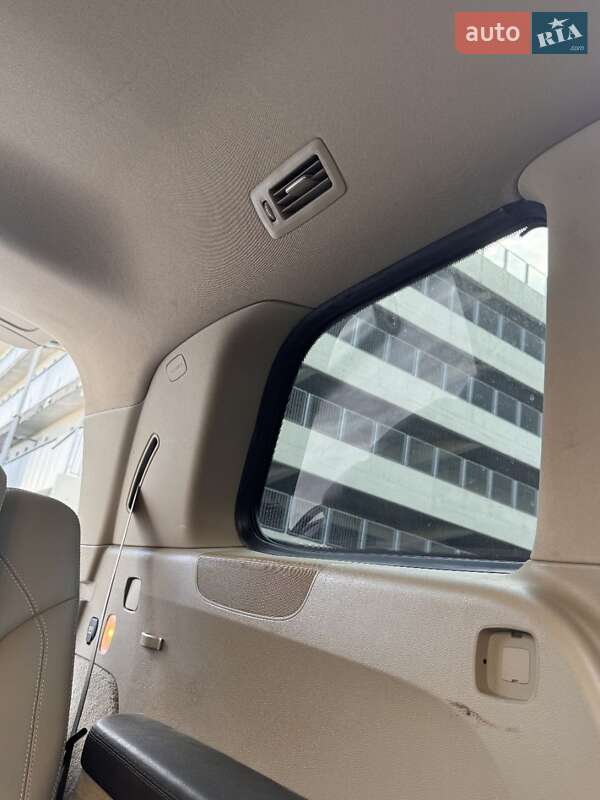 Позашляховик / Кросовер Mercedes-Benz GL-Class 2015 в Києві