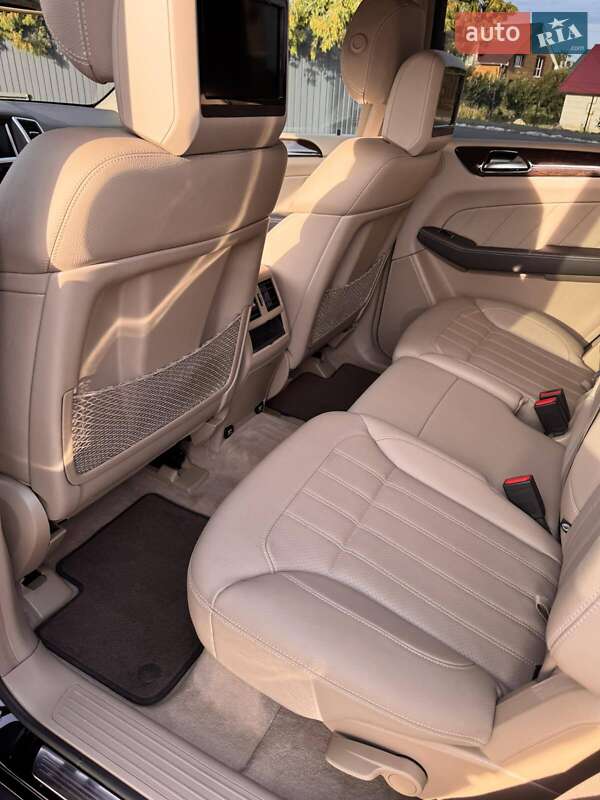 Позашляховик / Кросовер Mercedes-Benz GL-Class 2015 в Луцьку