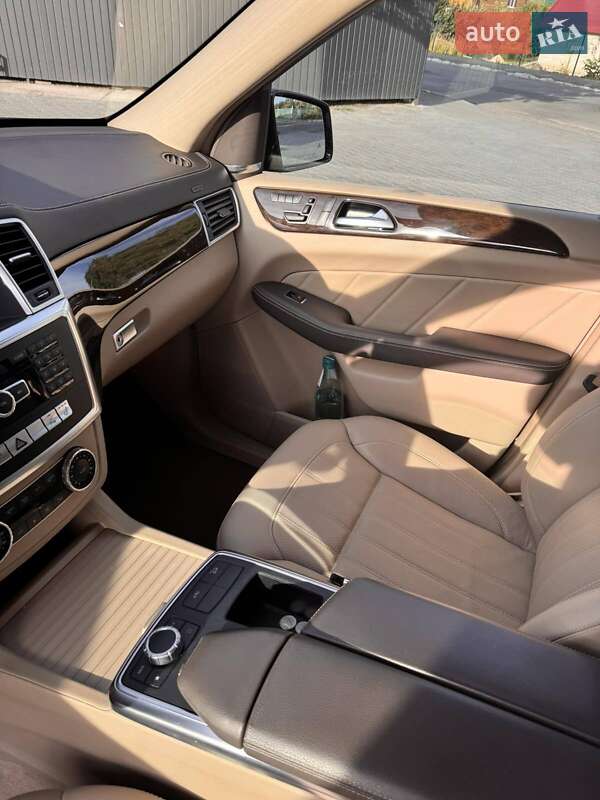 Позашляховик / Кросовер Mercedes-Benz GL-Class 2015 в Луцьку