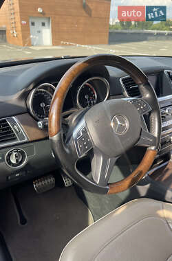 Внедорожник / Кроссовер Mercedes-Benz GL-Class 2013 в 