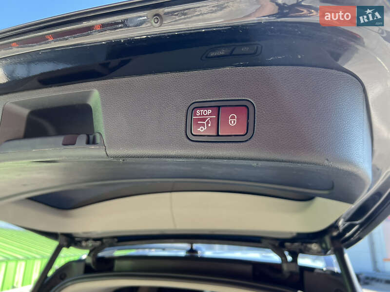 Внедорожник / Кроссовер Mercedes-Benz GL-Class 2015 в Киеве фото 14 Внедорожник / Кроссовер Mercedes-Benz GL-Class 2015 в Киеве