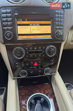 Внедорожник / Кроссовер Mercedes-Benz GL-Class 2011 в 