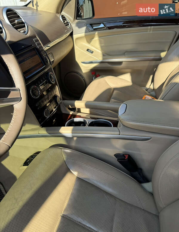 Внедорожник / Кроссовер Mercedes-Benz GL-Class 2011 в Каменец-Подольском