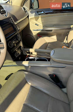 Внедорожник / Кроссовер Mercedes-Benz GL-Class 2011 в 