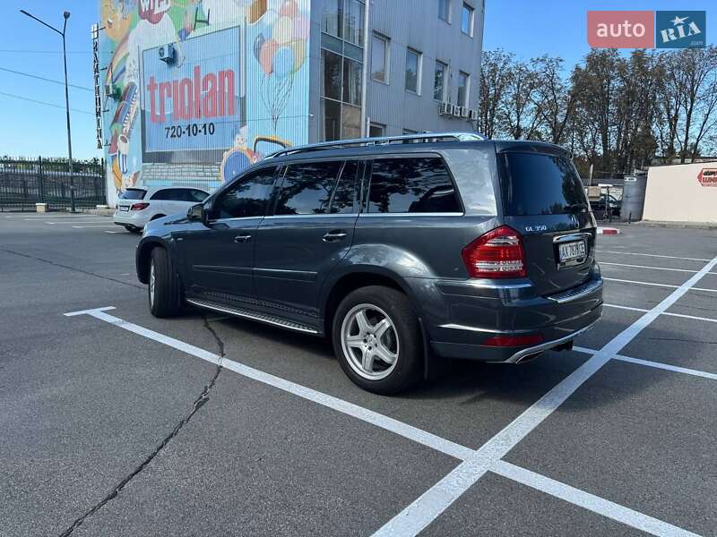 Внедорожник / Кроссовер Mercedes-Benz GL-Class 2010 в Харькове