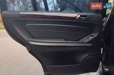 Позашляховик / Кросовер Mercedes-Benz GL-Class 2011 в 