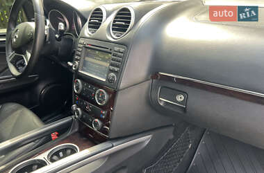 Внедорожник / Кроссовер Mercedes-Benz GL-Class 2009 в 