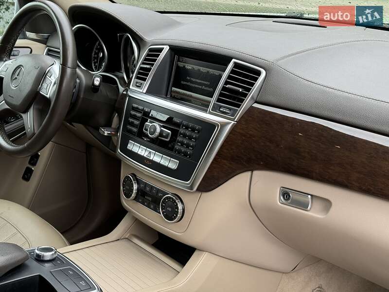 Позашляховик / Кросовер Mercedes-Benz GL-Class 2014 в Києві