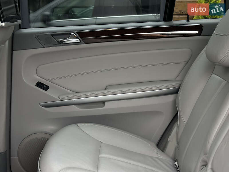 Позашляховик / Кросовер Mercedes-Benz GL-Class 2011 в Шептицькому