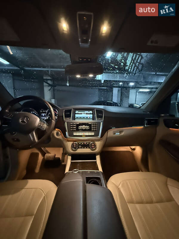 Позашляховик / Кросовер Mercedes-Benz GL-Class 2012 в Києві