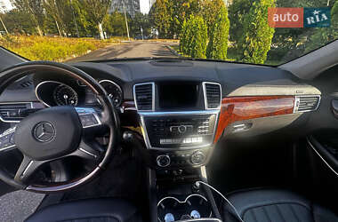 Позашляховик / Кросовер Mercedes-Benz GL-Class 2013 в 