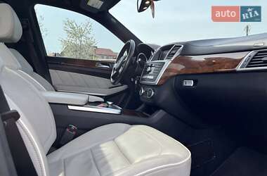 Позашляховик / Кросовер Mercedes-Benz GL-Class 2012 в 
