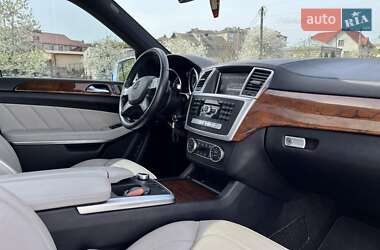 Позашляховик / Кросовер Mercedes-Benz GL-Class 2012 в 