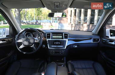 Позашляховик / Кросовер Mercedes-Benz GL-Class 2013 в 