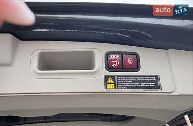 Позашляховик / Кросовер Mercedes-Benz GL-Class 2012 в 