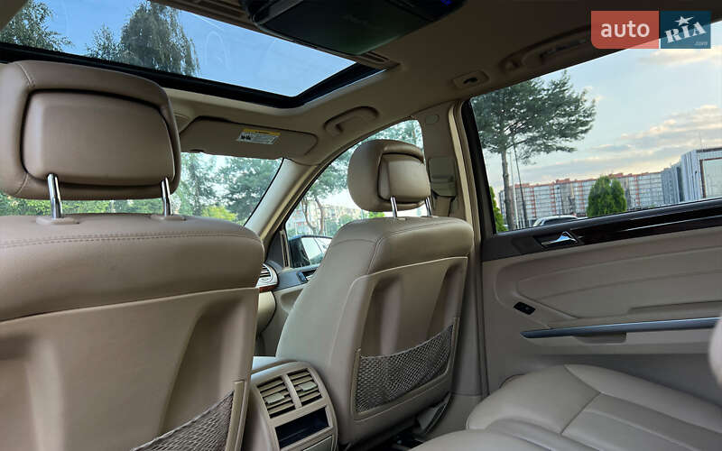 Внедорожник / Кроссовер Mercedes-Benz GL-Class 2011 в Львове фото 11 Внедорожник / Кроссовер Mercedes-Benz GL-Class 2011 в Львове