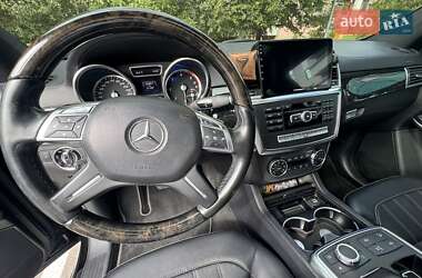 Позашляховик / Кросовер Mercedes-Benz GL-Class 2013 в 