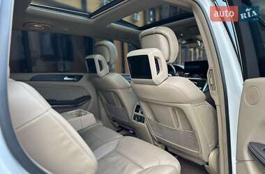 Позашляховик / Кросовер Mercedes-Benz GL-Class 2014 в 