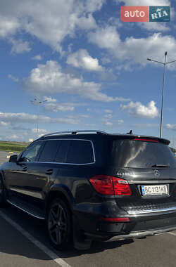 Позашляховик / Кросовер Mercedes-Benz GL-Class 2013 в 