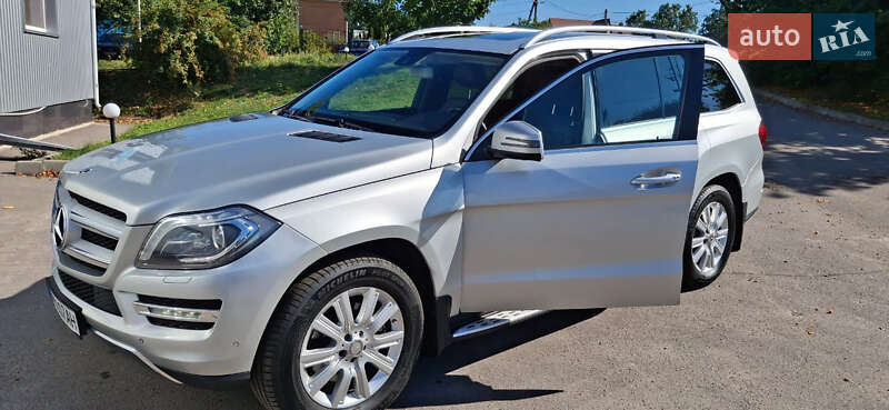 Позашляховик / Кросовер Mercedes-Benz GL-Class 2015 в Сумах фото 6 Позашляховик / Кросовер Mercedes-Benz GL-Class 2015 в Сумах