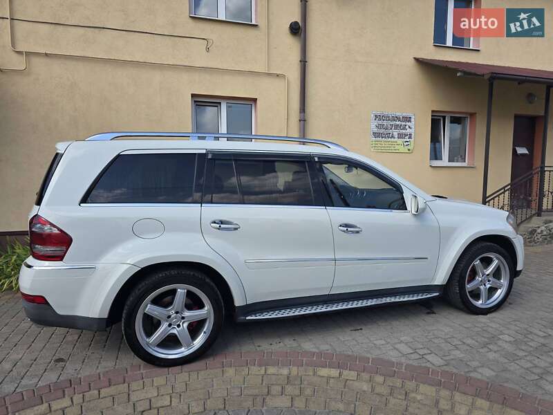 Позашляховик / Кросовер Mercedes-Benz GL-Class 2009 в Радивиліві