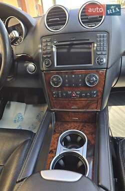 Внедорожник / Кроссовер Mercedes-Benz GL-Class 2009 в 