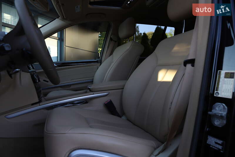 Позашляховик / Кросовер Mercedes-Benz GL-Class 2011 в Дрогобичі
