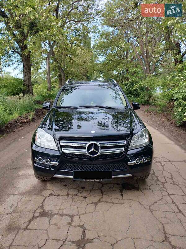 Внедорожник / Кроссовер Mercedes-Benz GL-Class 2011 в Полтаве фото 3 Внедорожник / Кроссовер Mercedes-Benz GL-Class 2011 в Полтаве