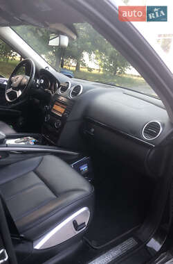 Позашляховик / Кросовер Mercedes-Benz GL-Class 2009 в 