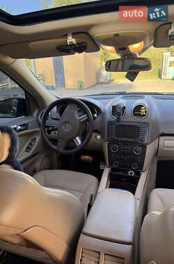 Внедорожник / Кроссовер Mercedes-Benz GL-Class 2006 в 