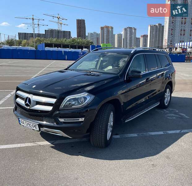 Позашляховик / Кросовер Mercedes-Benz GL-Class 2015 в Києві
