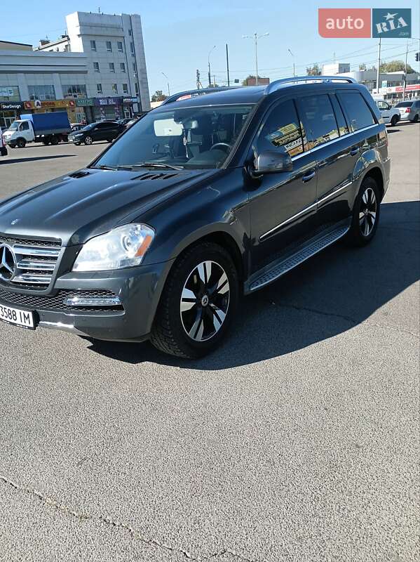 Позашляховик / Кросовер Mercedes-Benz GL-Class 2011 в 