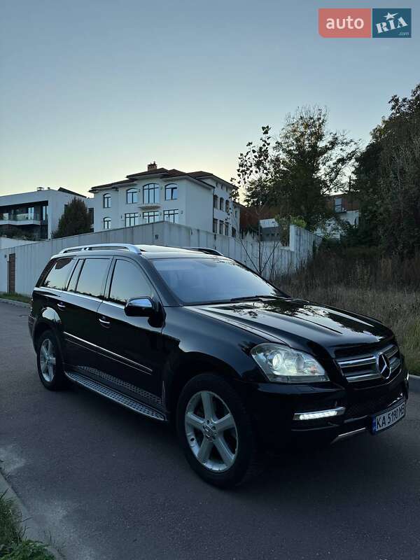 Внедорожник / Кроссовер Mercedes-Benz GL-Class 2009 в Киеве