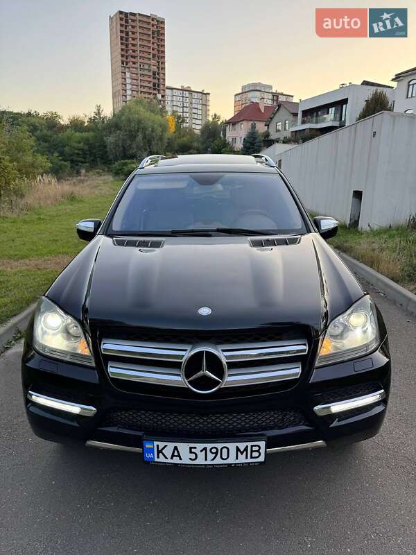 Внедорожник / Кроссовер Mercedes-Benz GL-Class 2009 в Киеве