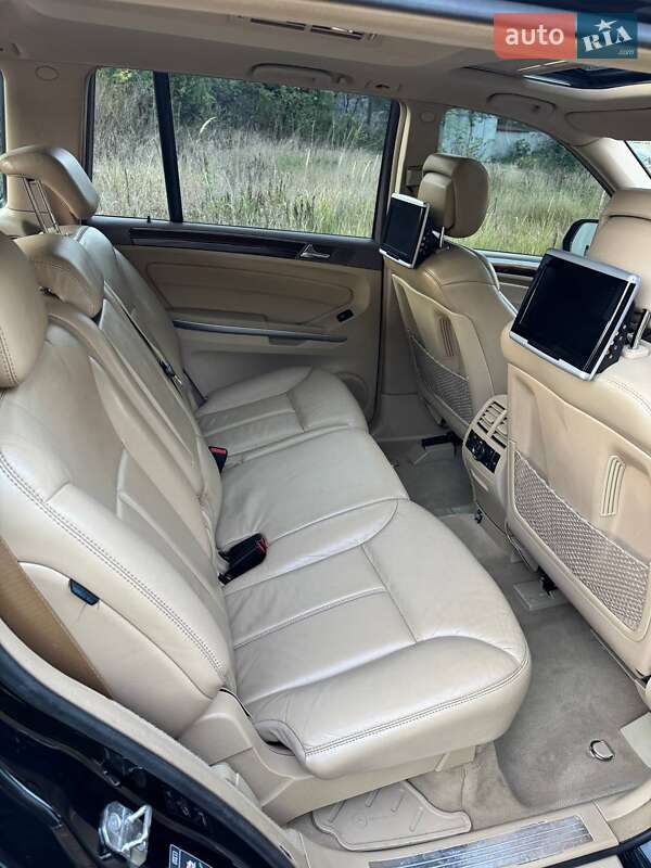 Внедорожник / Кроссовер Mercedes-Benz GL-Class 2009 в Киеве