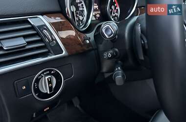 Позашляховик / Кросовер Mercedes-Benz GL-Class 2012 в 